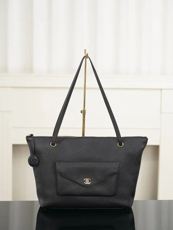 Classic CHANEL Bags: A Stylish and Versatile Choice for Elegance