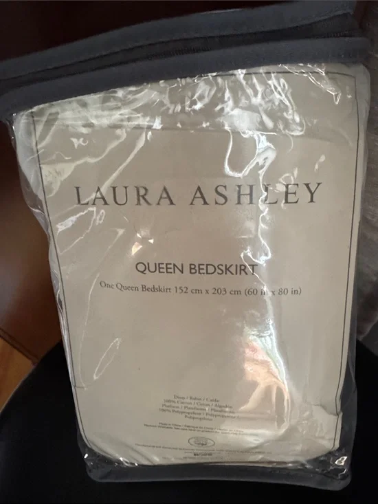 Laura Ashley Queen Bedskirt in white
