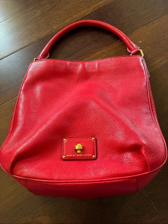 Marc by Marc Jacobs Red Pebbled Leather Shoulder Hobo in great condition