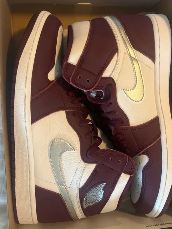 Nike Air Jordan 1 Mid - Maroon / White / Metallic Silver