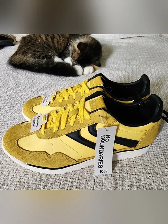 NWT NoBo Leather Slimline Sneaker in Black and Yellow
