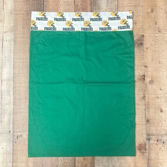Vintage Green Bay Packers NFL Standard Pillowcase‎ Helmet Logo Bedding