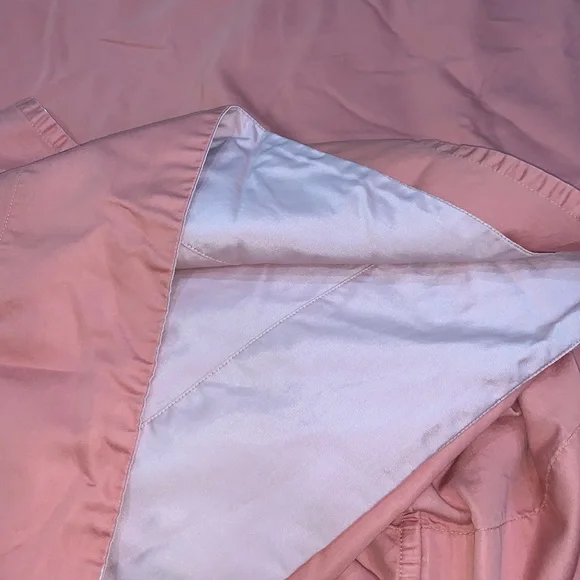 Vintage Salmon queen fitted sheet