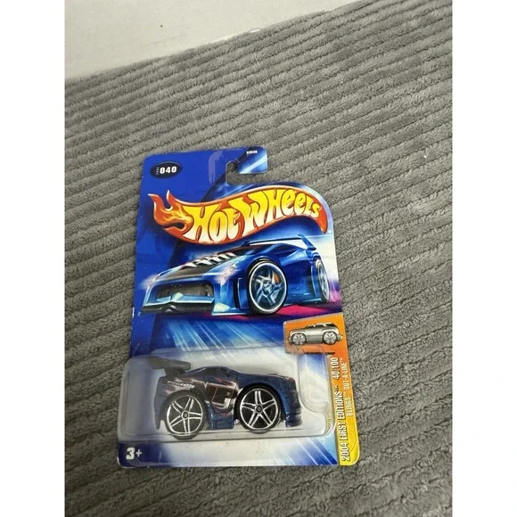 Hot Wheels-2004 First Editions Blings Out-A-Line #40/100
