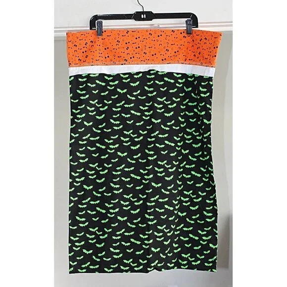 Scary Halloween Pillowcase - Green Bats, Googly Eyes - Standard