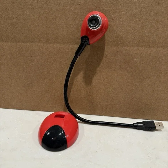 HUE‎ HD Webcam Red - Used