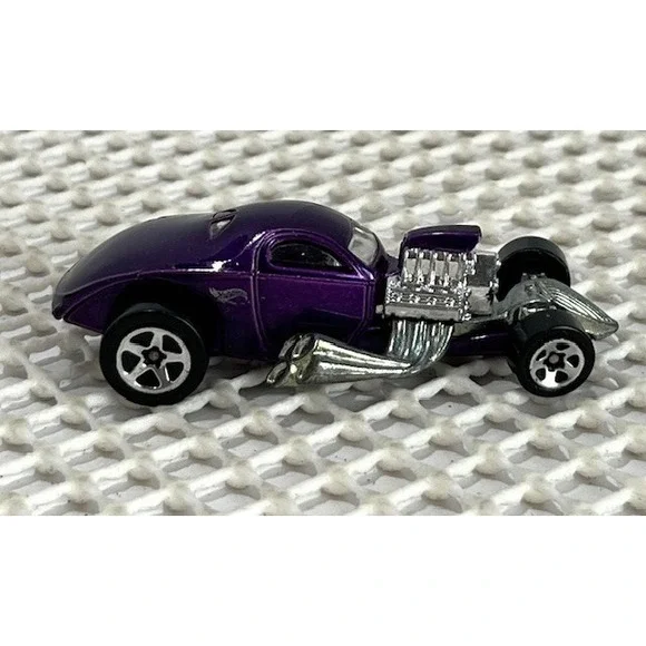 2002 HOTWHEELS 1/4 MILE COUPE PURPLE 1:64 DIECAST 3