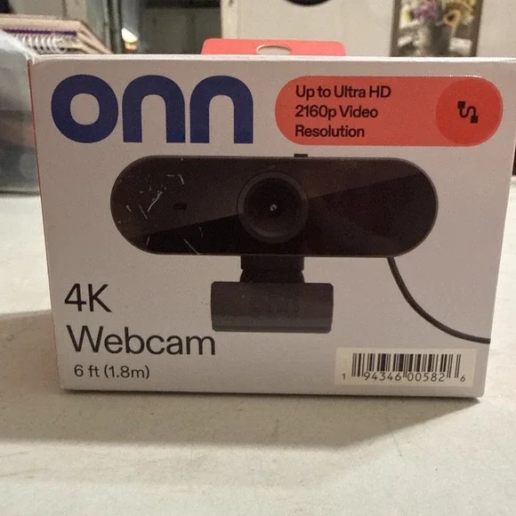 onn 100162478 4K Webcam with Autofocus and Swivel Head, Built-in Dual Mics,