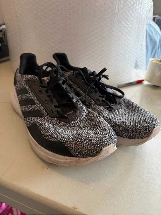 Adidas Black and Gray Knit Athletic Sneakers Cloudfoam size 11