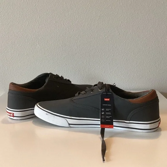 Levi's‎ Men's Gray Canvas Low-Top Sneakers with Brown Trim Size 10.5 NB