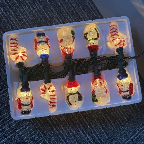 Vintage 2002 Target Christmas Glass Novelty 10 Lights Strand Santa Snowman‎
