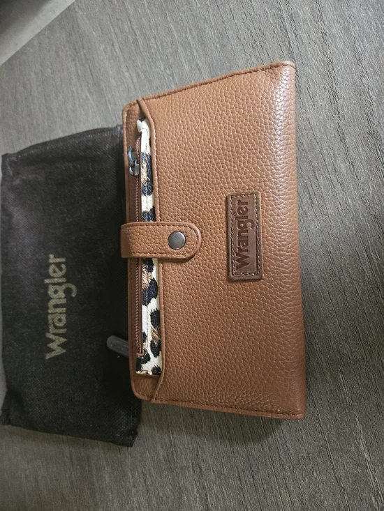 Wrangler Brown Faux Leather Wallet with Leopard Removeable Coin Pouch NWT