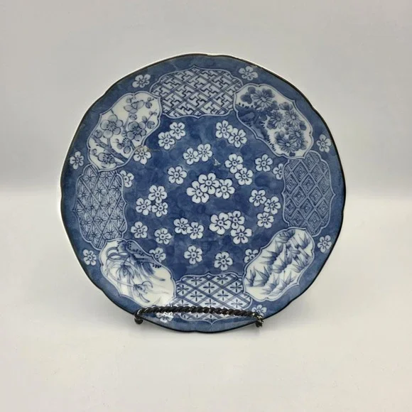 Vtg Takahashi Porcelain Blue & White Floral Dessert Trinket Plate Japan 6 3/8