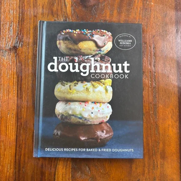 Williams‎ Sonoma The Doughnut Cookbook Baked & Fried Recipes Hardcover 2016