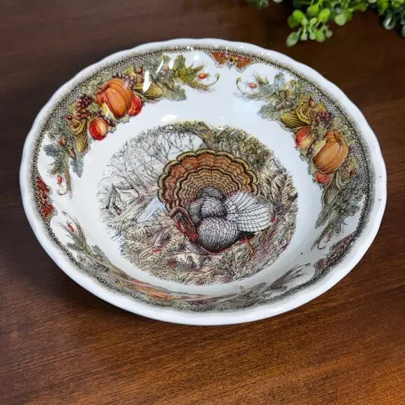 Queen's Harvest Bounty Bowl 6.5