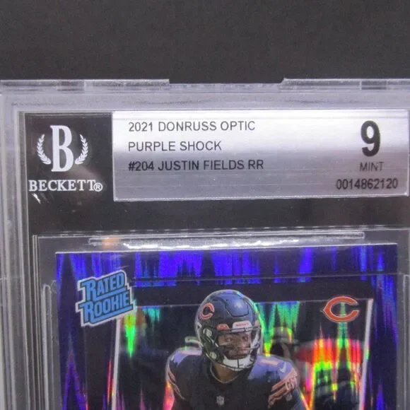 2021 Donruss Optic Justin Fields Purple Shock Prizm RR RC #204 SP BGS 9