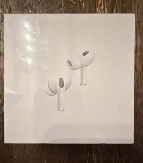 Apple AirPods Pro (2nd generation) with MagSafe Charging Case (USB-C)