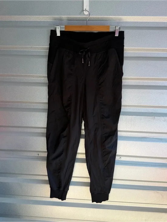 Lululemon Dance Studio Mid-Rise Jogger Full Length