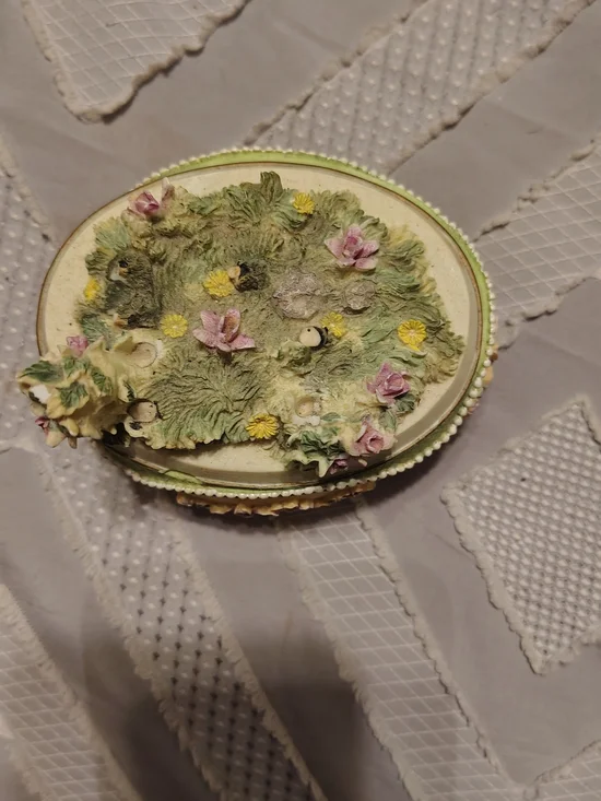 Holsted House Music Box Trinket Box Mother's Love Oval Shaped 2001 Deer Floral