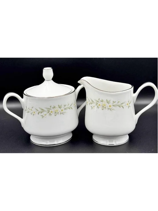 Majestic China Japan Greenbrier 409 Creamer & Covered Sugar Bowl Set