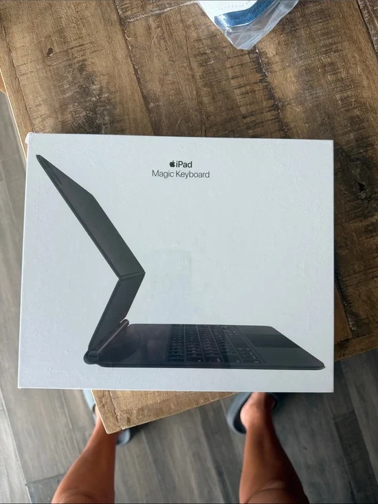 Apple iPad Magic Keyboard - Black