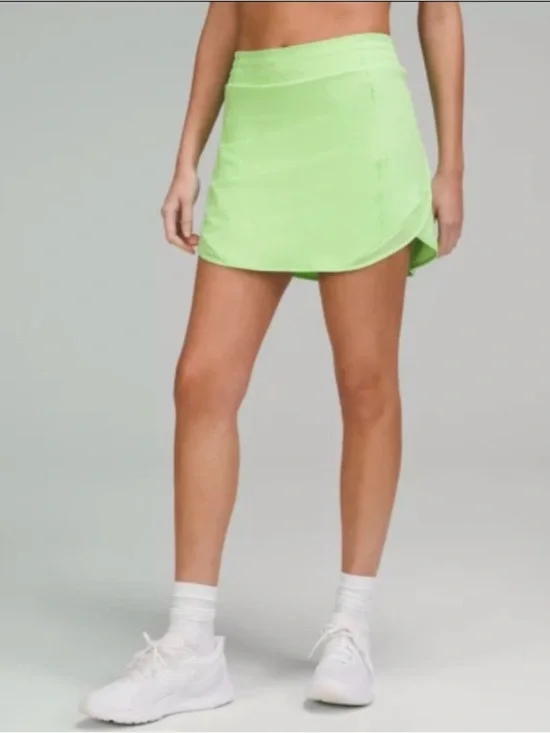 🆕 Lululemon Hotty Hot High-Rise Skirt Long, Scream Green Light, NWT Size 2