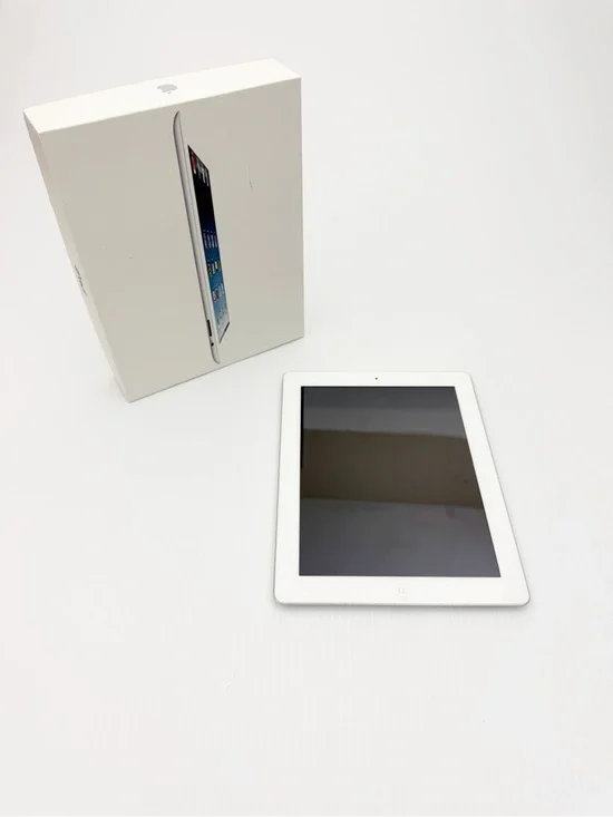 Apple iPad 4th Gen Wi-Fi 16GB White Table with Original Box