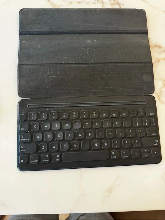 iPad Black Bluetooth Tablet Keyboard Case