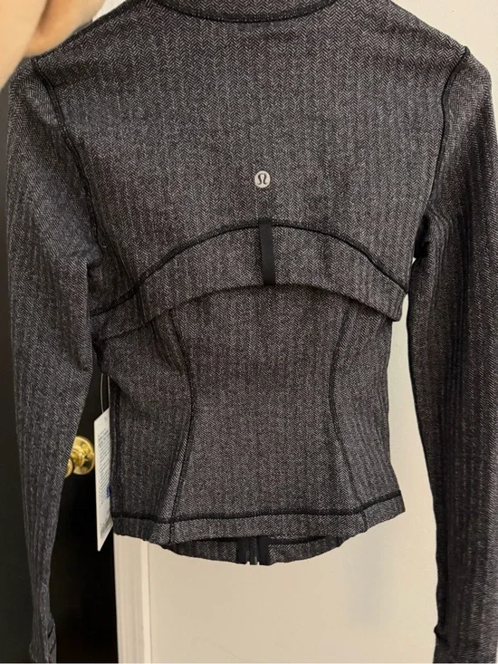 Lululemon cropped jacket