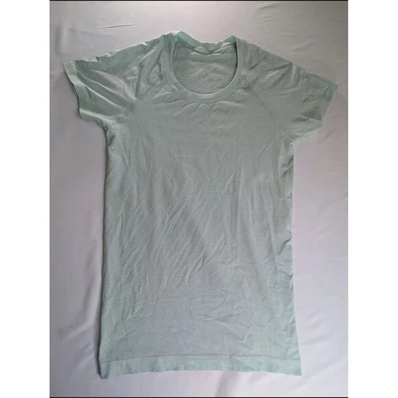 Lululemon Swiftly Tech Short Sleeve 2.0 Hip Length - Sea Water