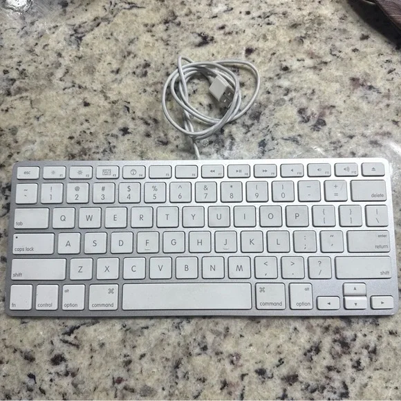 Apple Silver and White Keyboard with Wired Connection