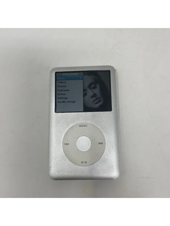 APPLE iPOD CLASSIC 6TH GEN. SILVER 80GB