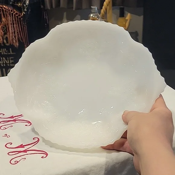 Milk glass Fruit bowl,grape raised pattern,euc