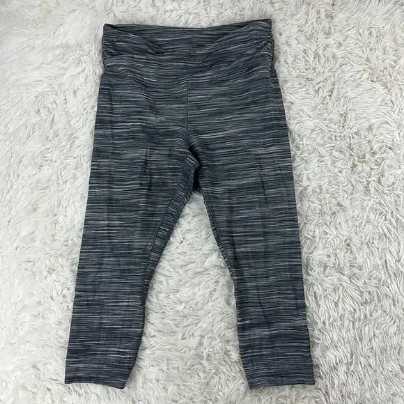 Lululemon Align Crop 21