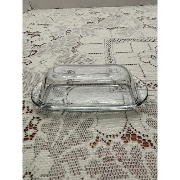 Vintage Clear Glass Butter Dish with Domed Lid Rectangular Tray‎ 7.5 Inch