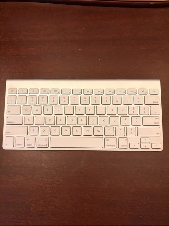 🔴APPLE WIRELESS KEYBOARD