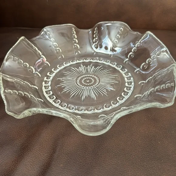 Vintage Federal Glass Columbia Ruffled Edge Dish