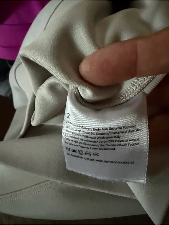 Lululemon Softstreme Perfectly Oversized Cropped Crew in Mojave Tan Size 2