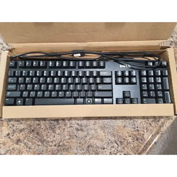 Dell Keyboard L100 USB Wired Black Standard 104 Key Genuine Tested