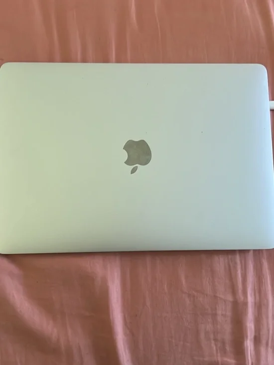 MacBook Pro 2017 with Apple mouse