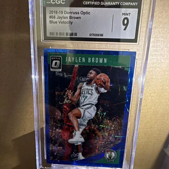 Panini 2018-19 Donruss Optic Jaylen Brown #66 Blue Velocity Prizm Celtics