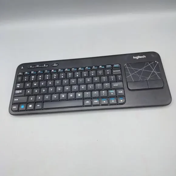 Logitech Wireless Touch Keyboard K400r with Built-in Trackpad NO DONGLE