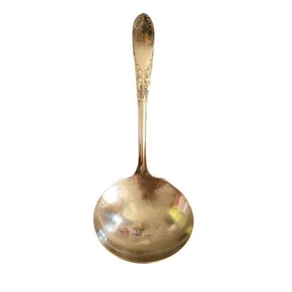King Edward Silverplate Gravy Ladle 1951 Ornate Floral Design Serving Antique‎