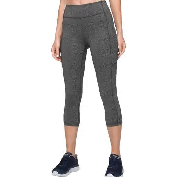 Lululemon Speed Up Crop 21