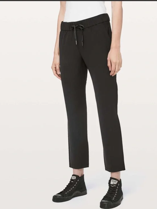 Lululemon On The Fly Pant Woven Women's Size 2 Black 27