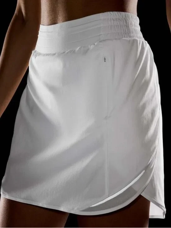 Lululemon Hotty Hot High-Rise Skirt *Long White Women’s Size 6