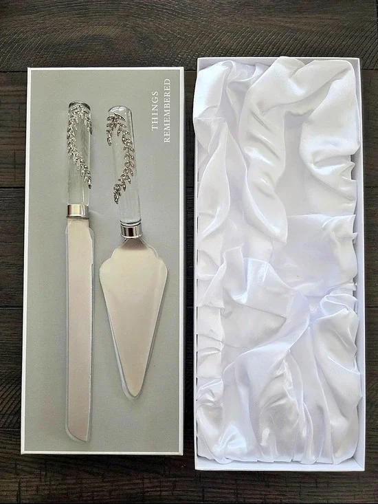 Things Remembered Serving Utensil Set in Silver Like New