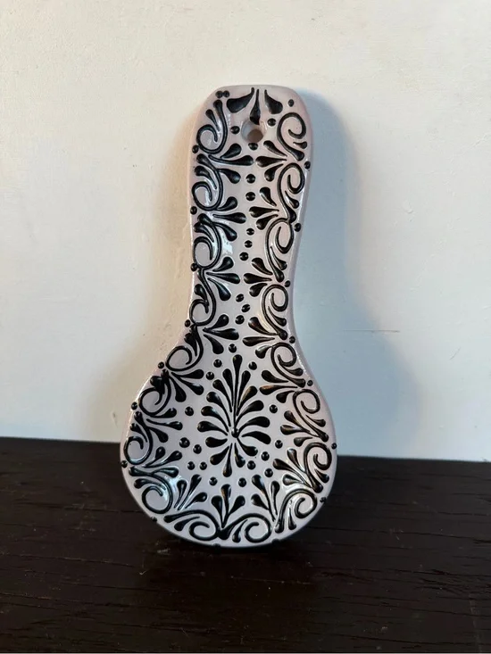 Decorative Talavera Spoon Rest in White and Black