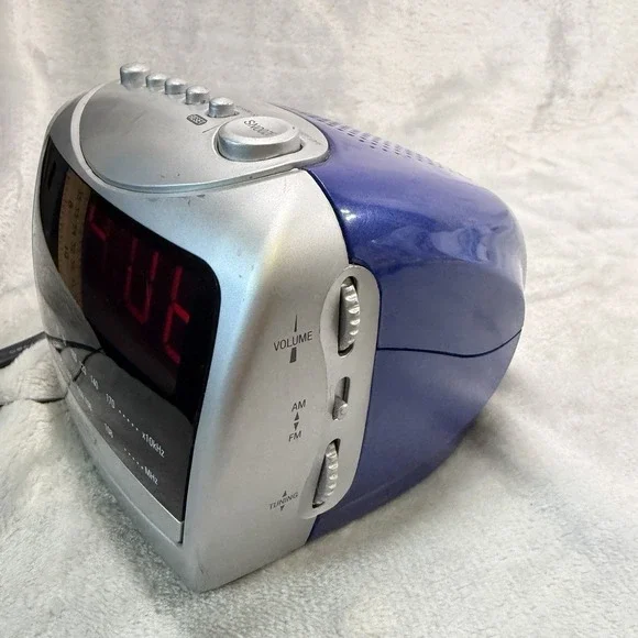 Y2K iMac Style Timex AM FM Radio Alarm Clock Blue‎ Silver LED Retro Desk