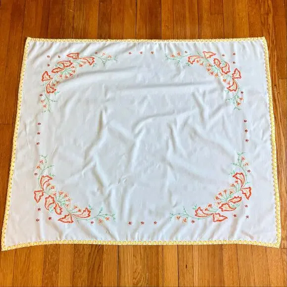 Vintage Embroidered Floral Tablecloth Yellow Rickrack Trim